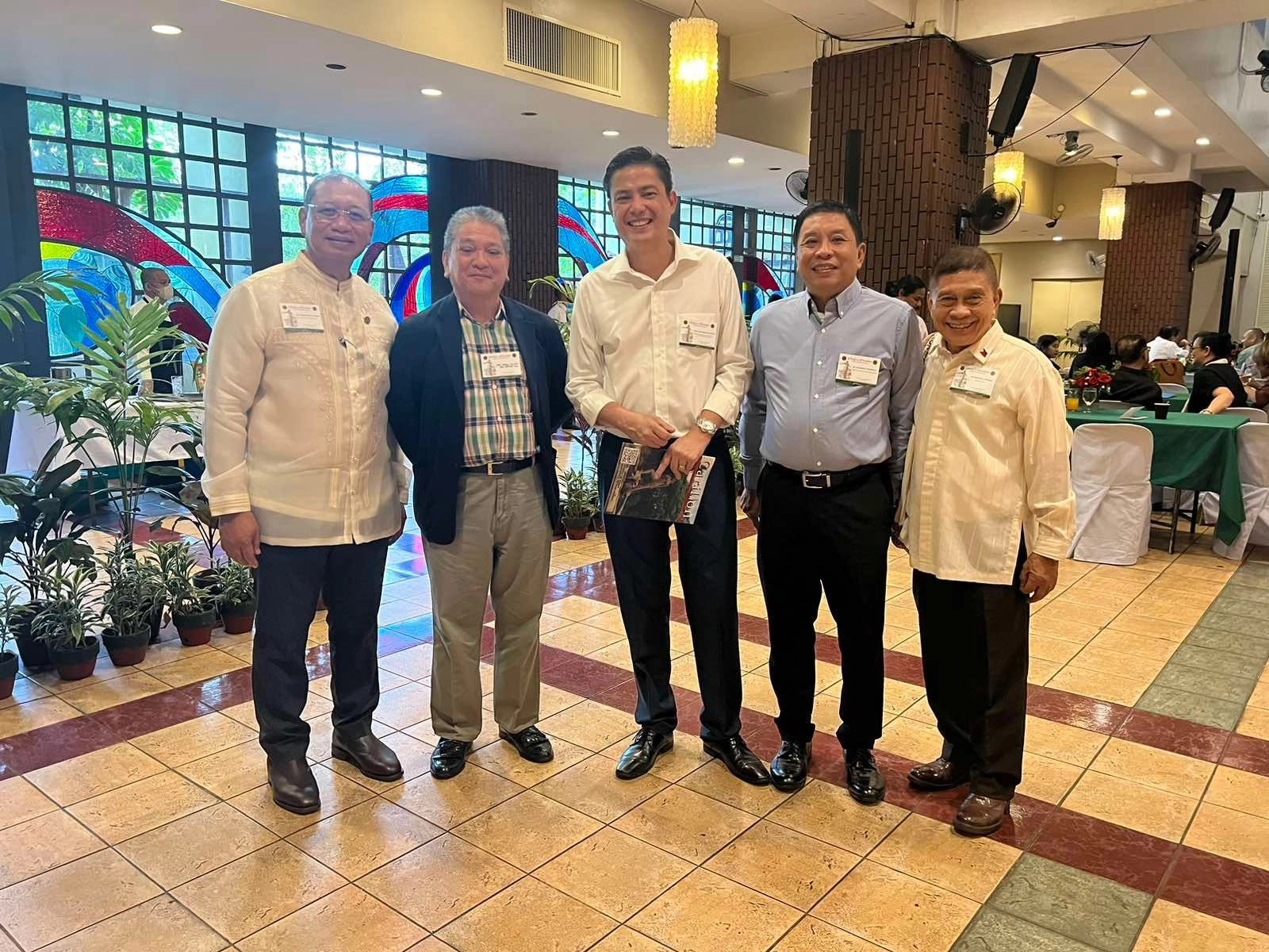 Ed Sunico '86 Receives UPAA Distinguished Alumnus Award